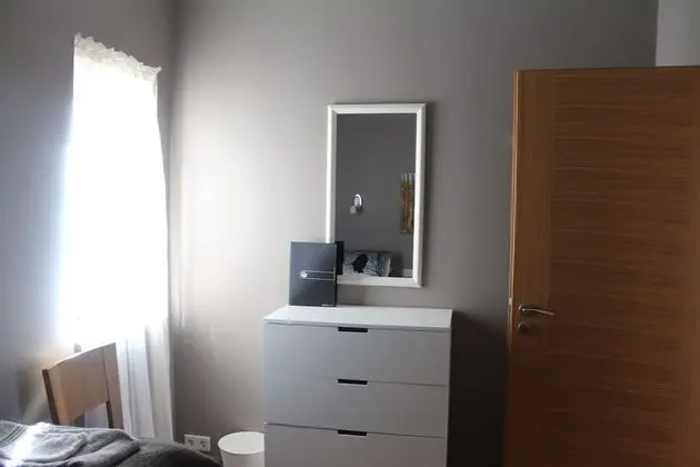 Standard Tek Büyük veya İki Ayrı Yataklı Oda, Ortak Banyo