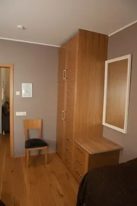 Standard Tek Büyük veya İki Ayrı Yataklı Oda, Ortak Banyo