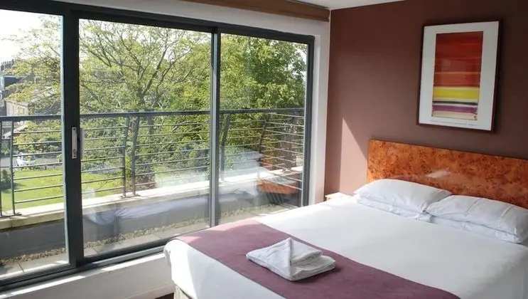 Oda, 1 Çift Kişilik Yatak, Sigara İçilmez, Balkon