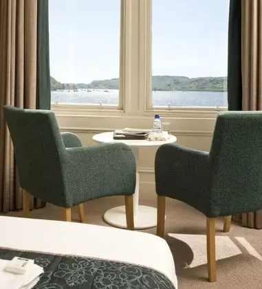 Tek Büyük Yataklı Oda (with Sea View)
