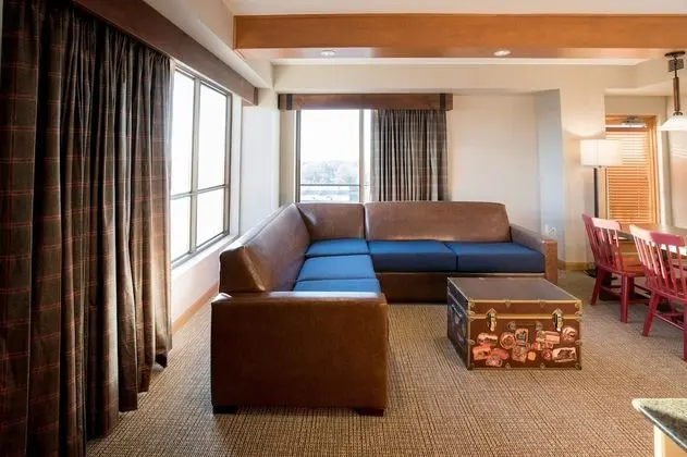 Deluxe Süit, Birden Çok Yatak, Balkon (Water Park Included)