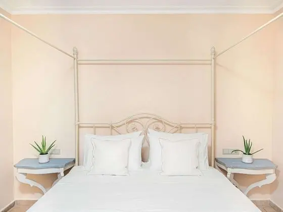 Junior Bungalow Suite