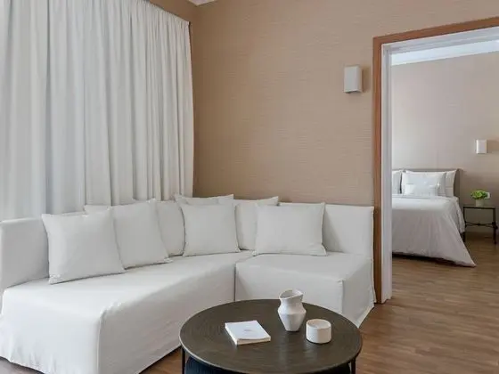 Grand Family Apartment Inland View