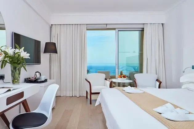 Standard Tek Büyük veya İki Ayrı Yataklı Oda, Deniz Manzaralı