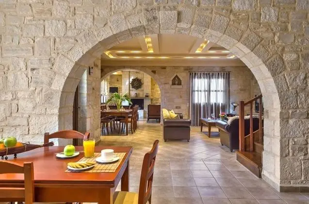 Villa (Dias)