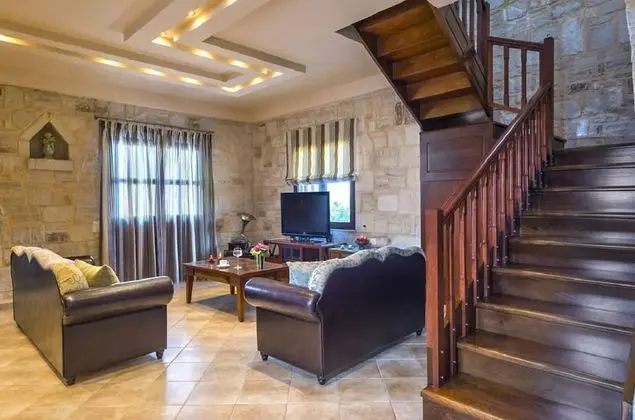 Villa (Dias)