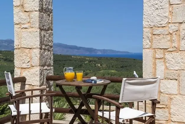 Villa (Dias)