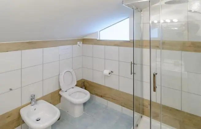 Comfort Süit, Kısmi Deniz Manzaralı