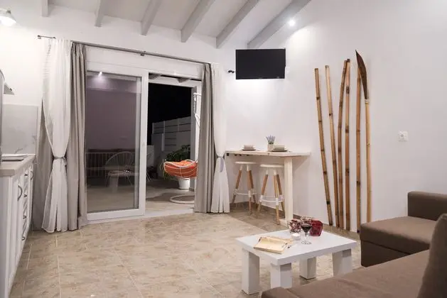 Villa Capacity 4
