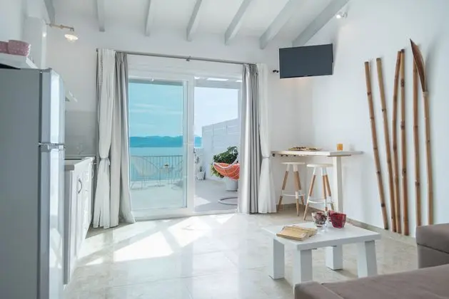 Villa Capacity 4