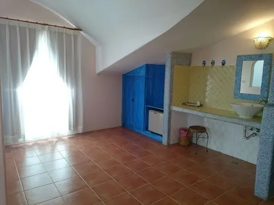 Comfort Tek Büyük Yataklı Oda