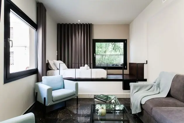 Apart Daire (Greece U Around Athens No. 1)