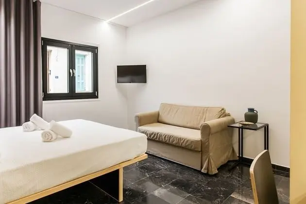 Apart Daire (Greece U Around Athens No. 2)