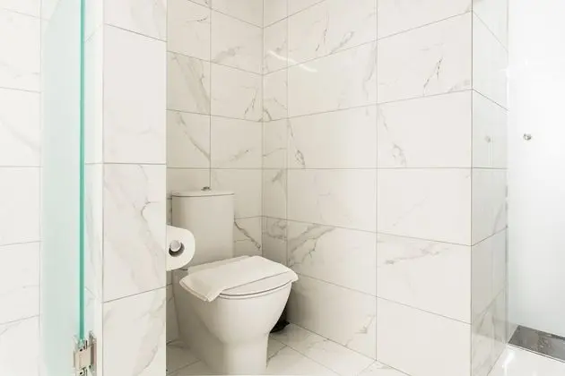 Apart Daire (Greece U Around Athens No. 2)