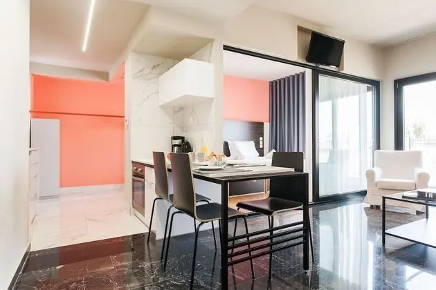 Apart Daire (Greece U Around Athens No. 6)