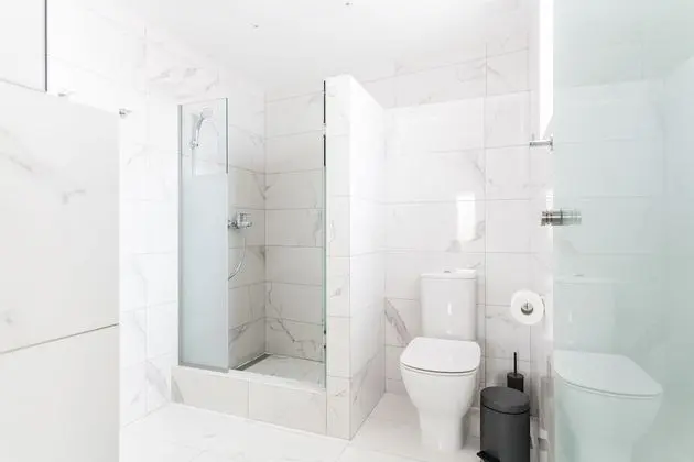 Apart Daire (Greece U Around Athens No. 6)