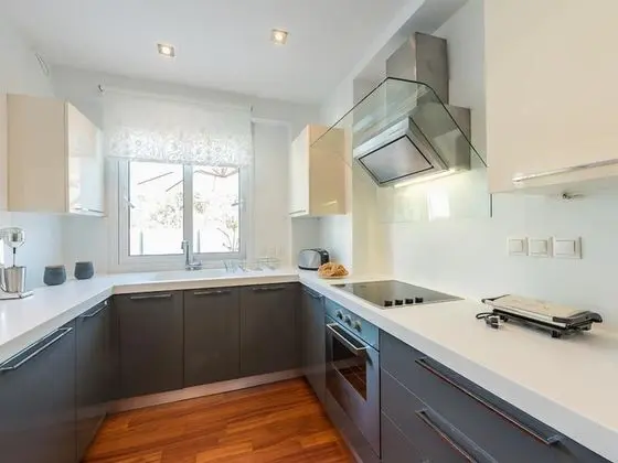 Villa, 4 Yatak Odası, Şömine