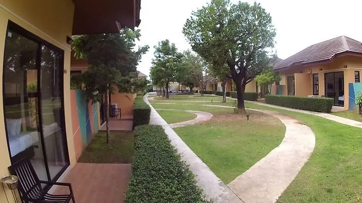 Standard Garden View