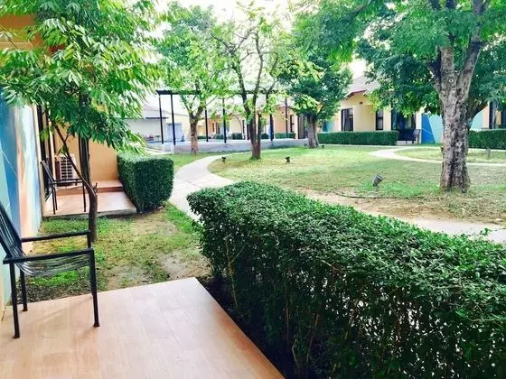 Standard Garden View