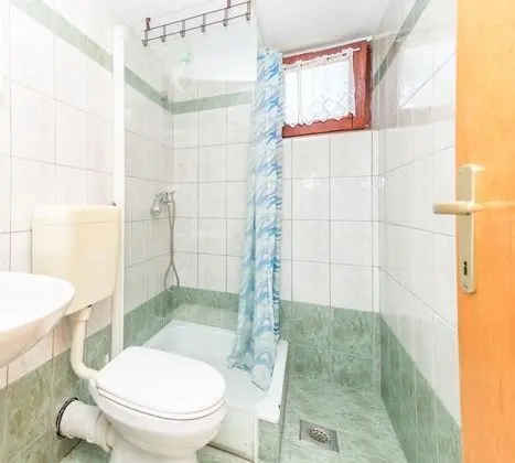 Family Apart Daire, 1 Çift Kişilik Yatak ve Çekyat, Bahçeli (Green Apartment Maslenica Sea View)