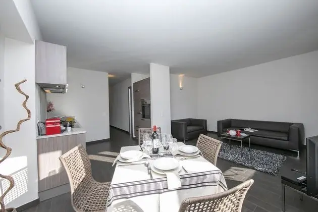 Family Apart Daire, 1 Çift Kişilik Yatak ve Çekyat, Bahçeli (Green Apartment)