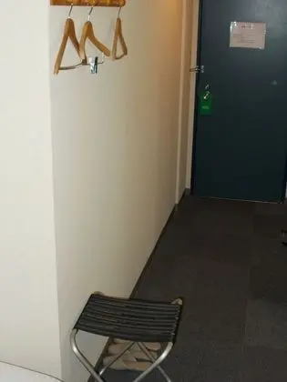 Tek Kişilik Oda, Sigara İçilebilir