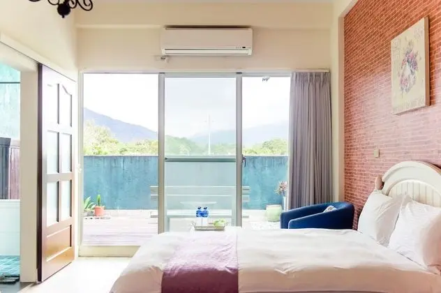 Dört Kişilik Oda, Balkon, Dağ Manzaralı