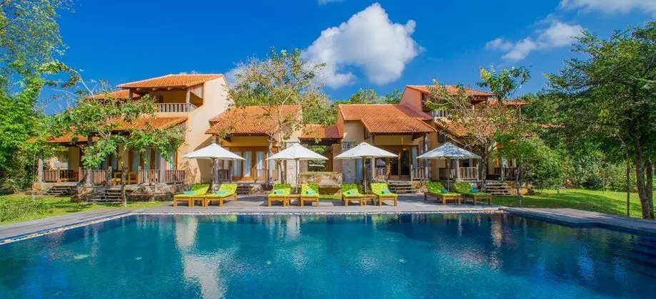 Villa, Denize Sıfır (Sharing Pool)