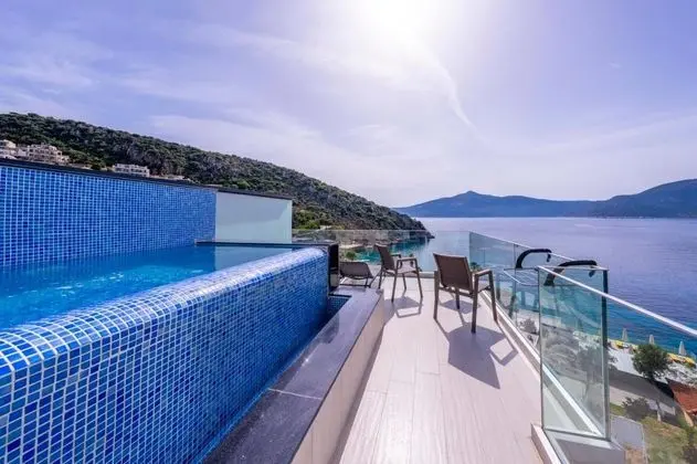Özel Havuzlu Deluxe Oda, Deniz Manzaralı, Havuzlu