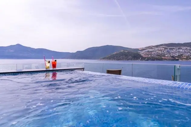 Özel Havuzlu Deluxe Oda, Deniz Manzaralı, Havuzlu
