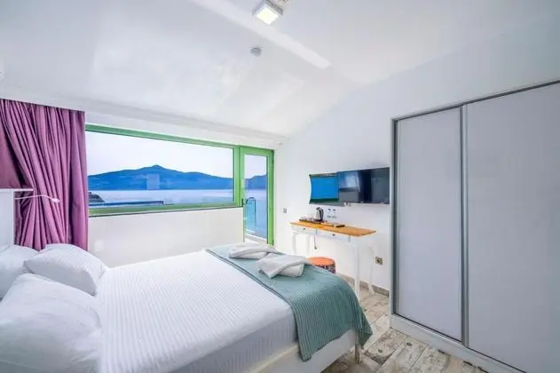 Özel Havuzlu Deluxe Oda, Deniz Manzaralı, Havuzlu