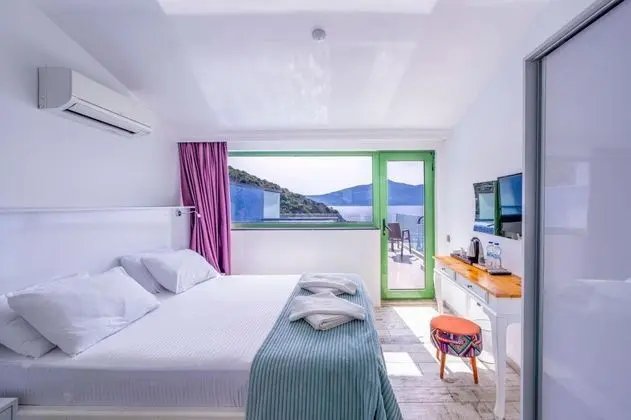 Özel Havuzlu Deluxe Oda, Deniz Manzaralı, Havuzlu