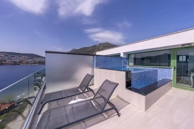 Özel Havuzlu Deluxe Oda, Deniz Manzaralı, Havuzlu