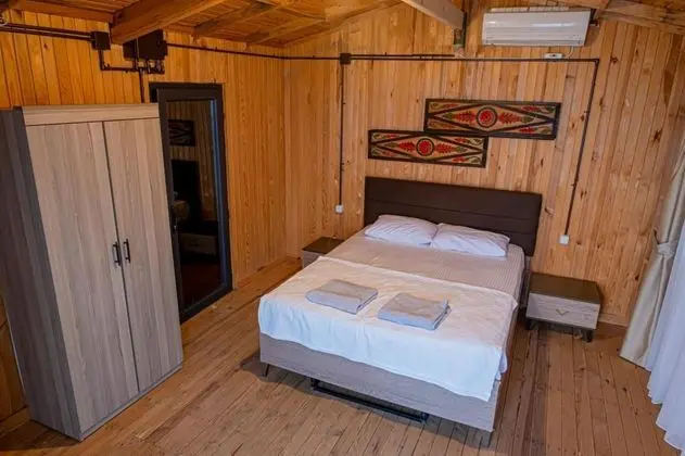 Standart Oda, Bahçe Manzaralı, Bahçe Katı