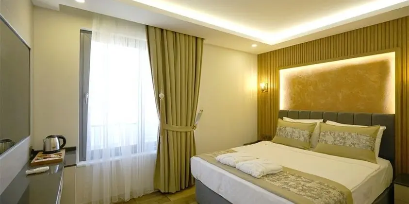 Double Suite Custom Oda