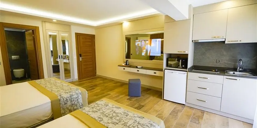 Triple Garden Suite Oda