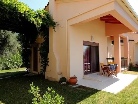 Apart Daire, 1 Yatak Odası, Havuz Manzaralı