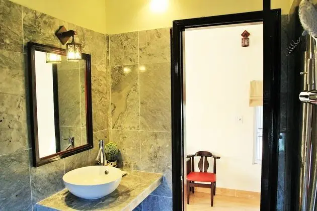 Üç Kişilik Oda, Balkon