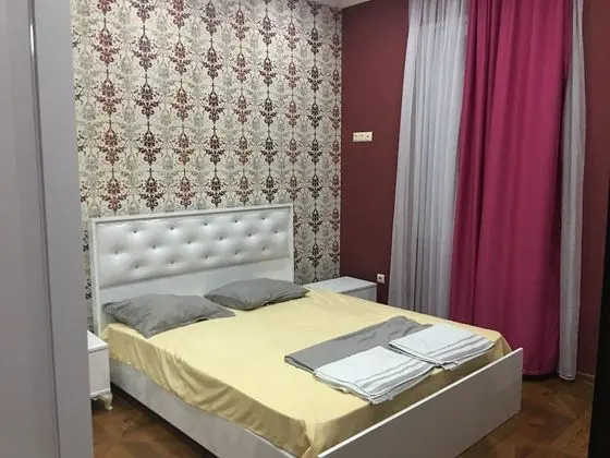 Basic Tek Büyük Yataklı Oda