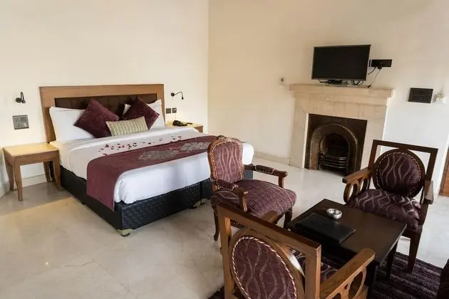 Royal Tek Büyük Yataklı Oda