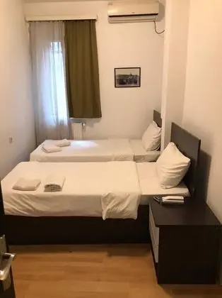 Standard Tek Büyük veya İki Ayrı Yataklı Oda