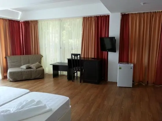 Superior Tek Büyük veya İki Ayrı Yataklı Oda