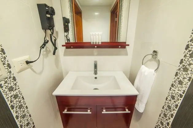 Suit Two Queen Beds