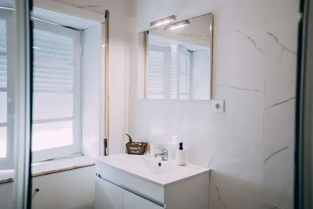 Tek Büyük Yataklı Oda, Ortak Banyo (Rua 19)