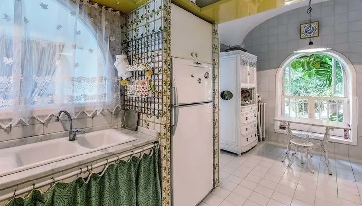 Apart Daire, 5 Yatak Odası