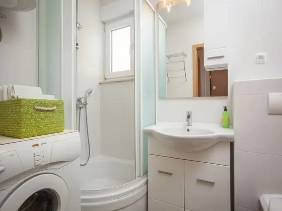 Apart Daire (Green - cosy & close to the sea - A1()