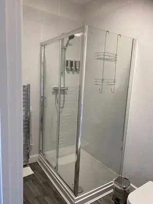 Luxury Tek Büyük Yataklı Oda, Banyolu/Duşlu