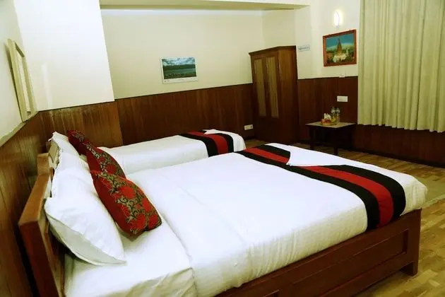 Classic Tek Büyük Yataklı Oda, Tepe Manzaralı