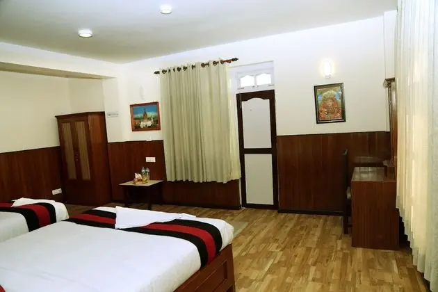 Deluxe Tek Büyük Yataklı Oda, 1 Çift Kişilik Yatak, Sigara İçilebilir, Dağ Manzaralı