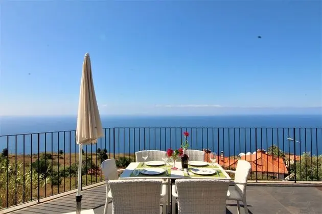 Villa, 5 Yatak Odası, Kişiye Özel Havuzlu, Deniz Manzaralı